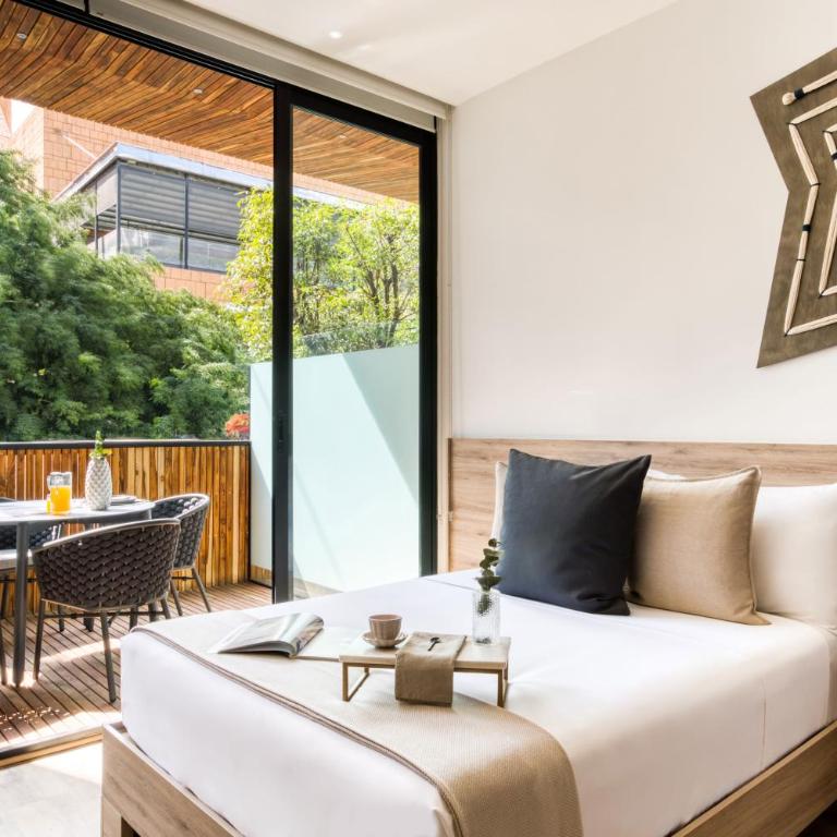 Studio Fenomenal con Balcon Priv and Rooftop whit Jacuzzi - Moliere’s Studio with a Private Balcony - 3