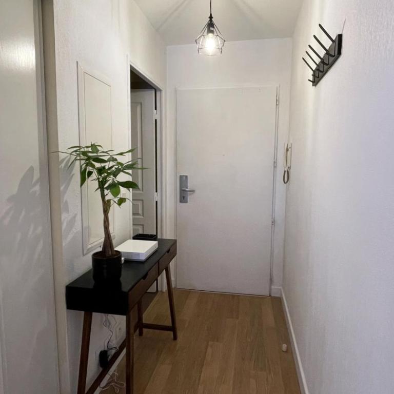 Studio proche plage avec jardinet et parking - Casa Garcia - Studio-Apartment - 11