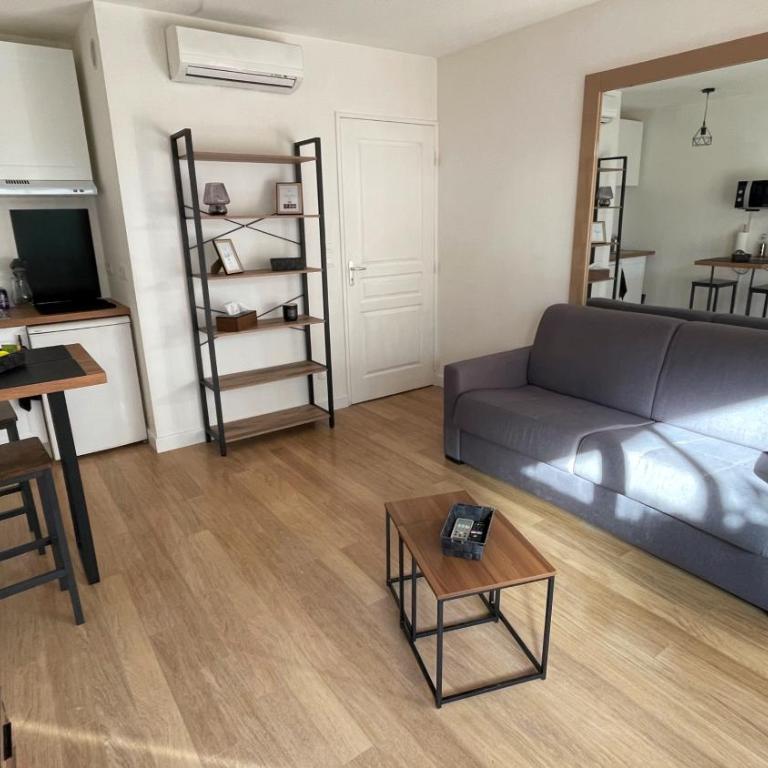 Studio proche plage avec jardinet et parking - Casa Garcia - Studio-Apartment - 9