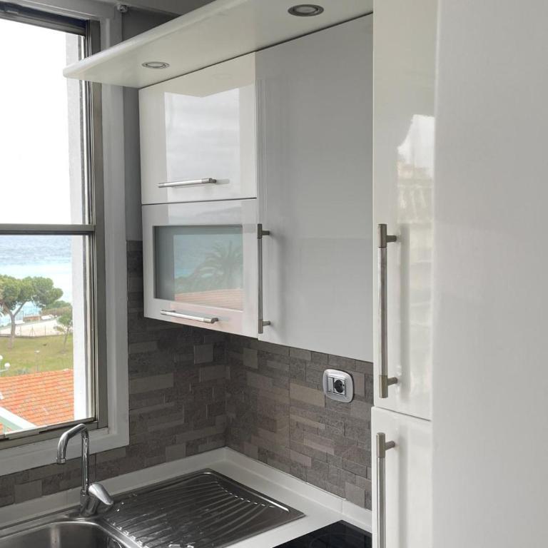 STUDIO EN FACE DE LA PLAGE AVEC une VUE FANTASTIQUE ! - Appartement 1 Chambre - 15