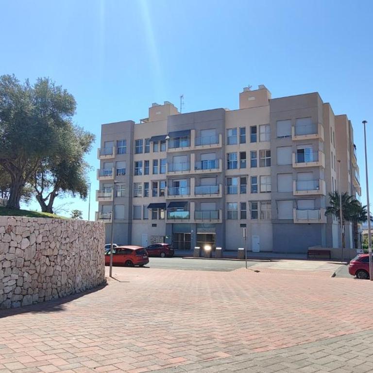 Apart Barlovento con piscina a 10 min de la playa - Apartamento Estándar de 3 dormitorios - 4