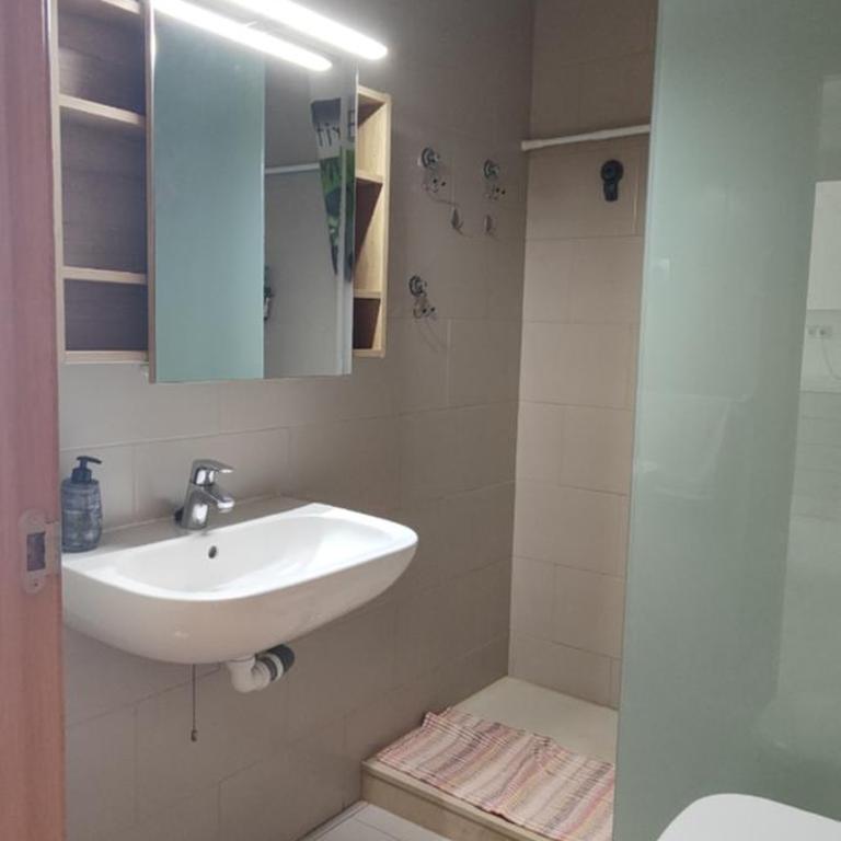 Apart Barlovento con piscina a 10 min de la playa - Apartamento Estándar de 3 dormitorios - 15