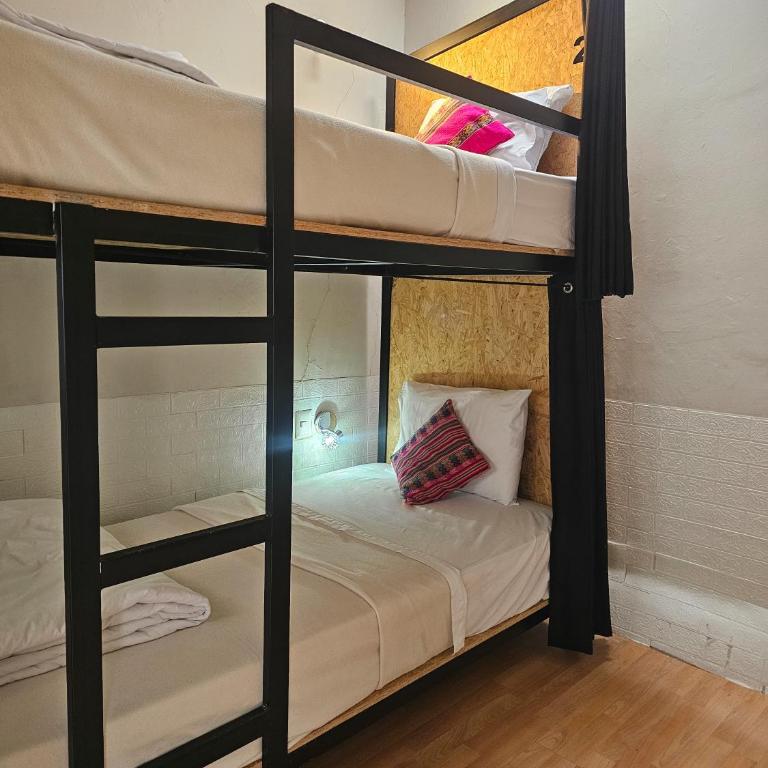 Xplora Hostel Cusco - Habitación Doble Económica - 4