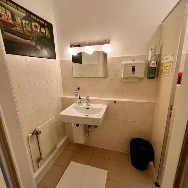 Sahara Hosting Apartments Room 1&3 Nürnberg City Altstadt Self Checkin - Appartamento con 2 Camere da Letto - 20