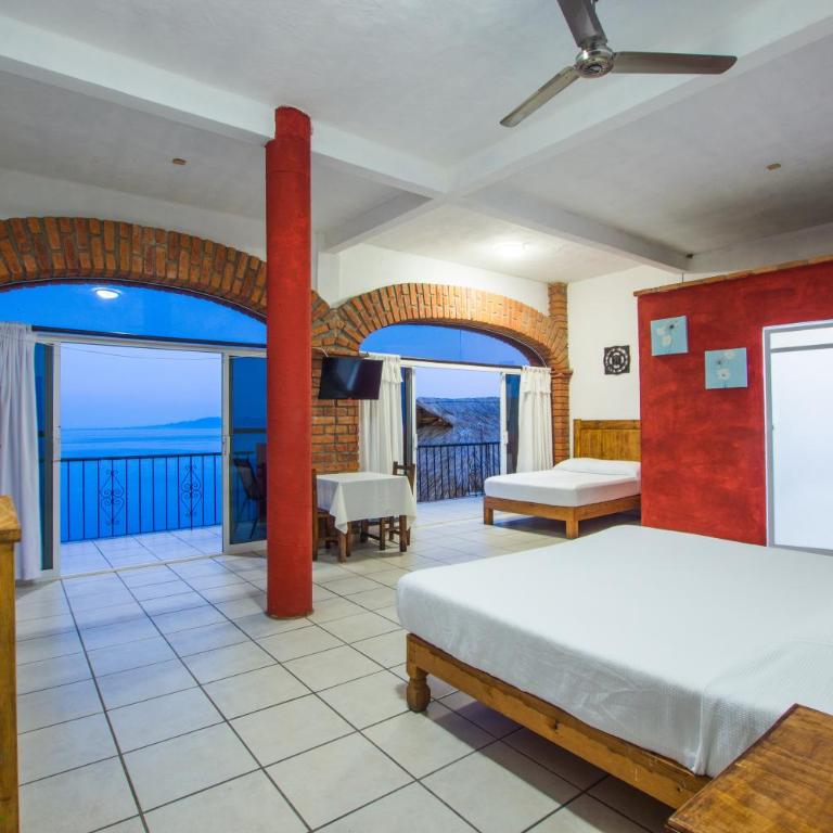Traditional Sierra Leon Oceanfront Rooms - Adults Only - Habitación Doble con vistas al mar - 2 camas - 4