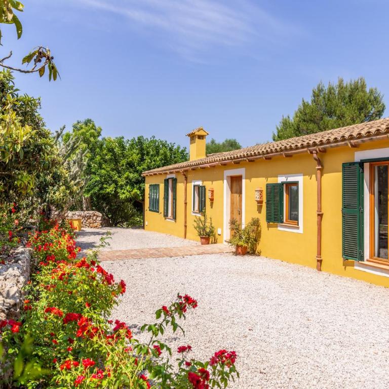 Stunning Ses Cases in Manacor - Casa Vacacional de 3 dormitorios - 1