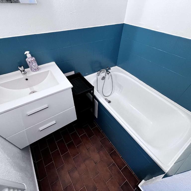 Studio Cabine Calme, Vue Canal, Proche Plage et Commerces - FR-1-702-71 - Monolocale - 13