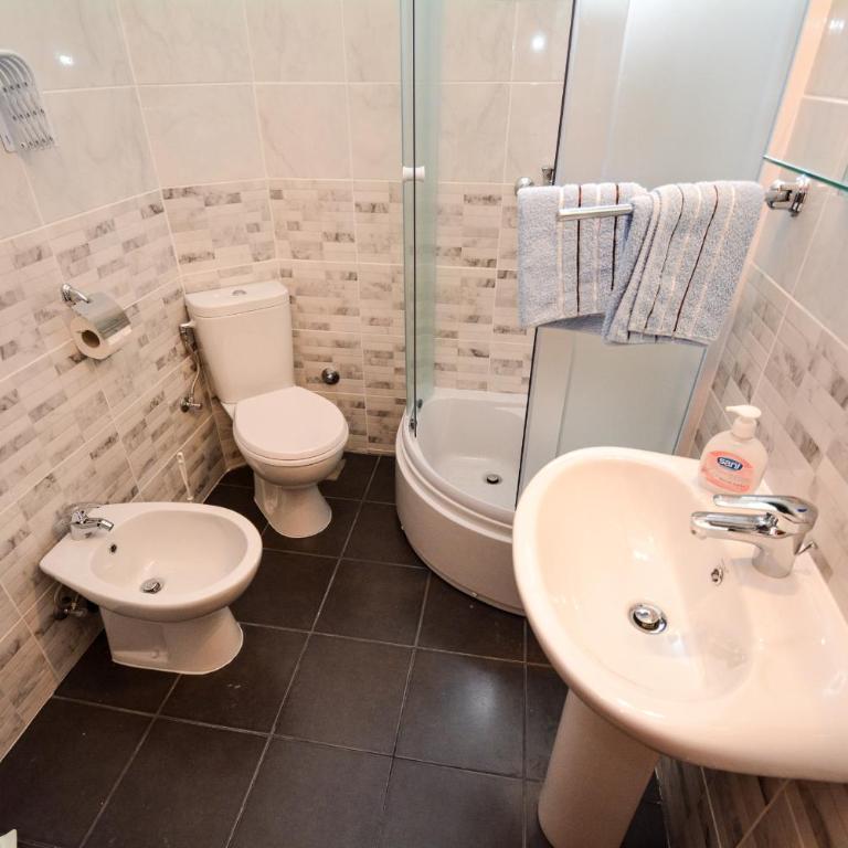 Marinero Apartments - One-Bedroom Apartment with Balcony - 8