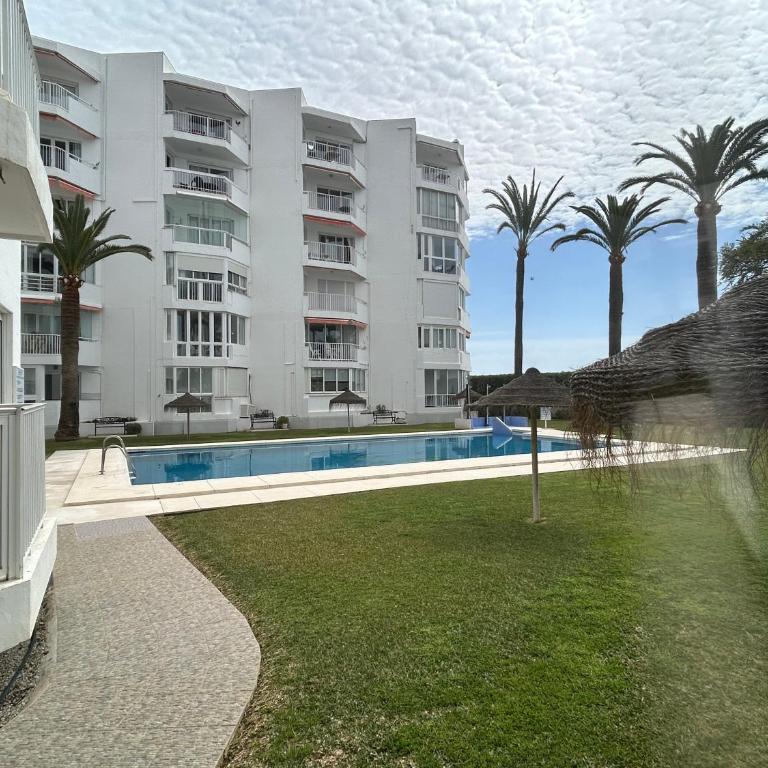 Torresol 411 - Two-Bedroom Apartment - 2