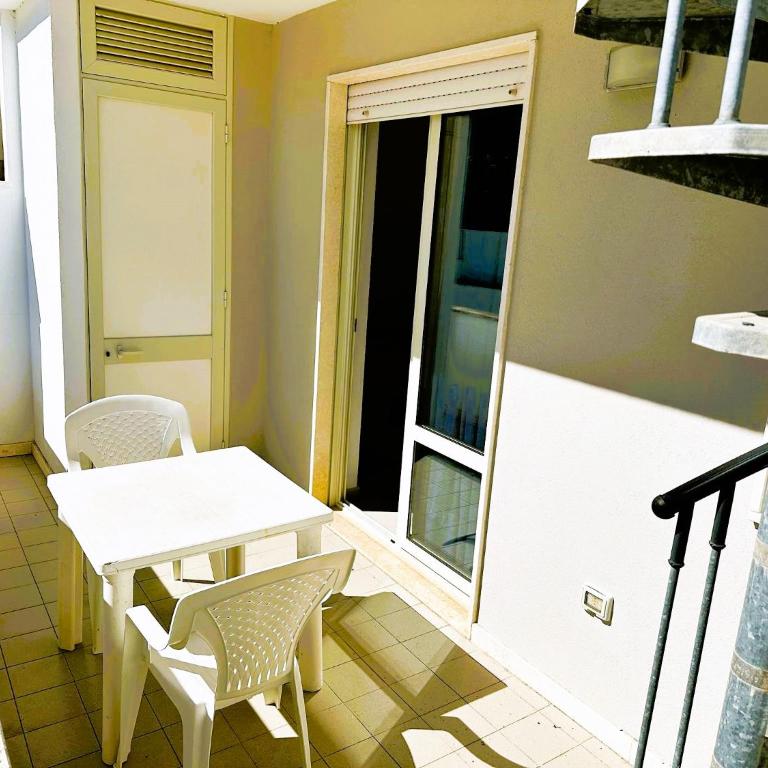 La Casa di Roberta by Professione Vacanze Otranto - Two-Bedroom Apartment - 18