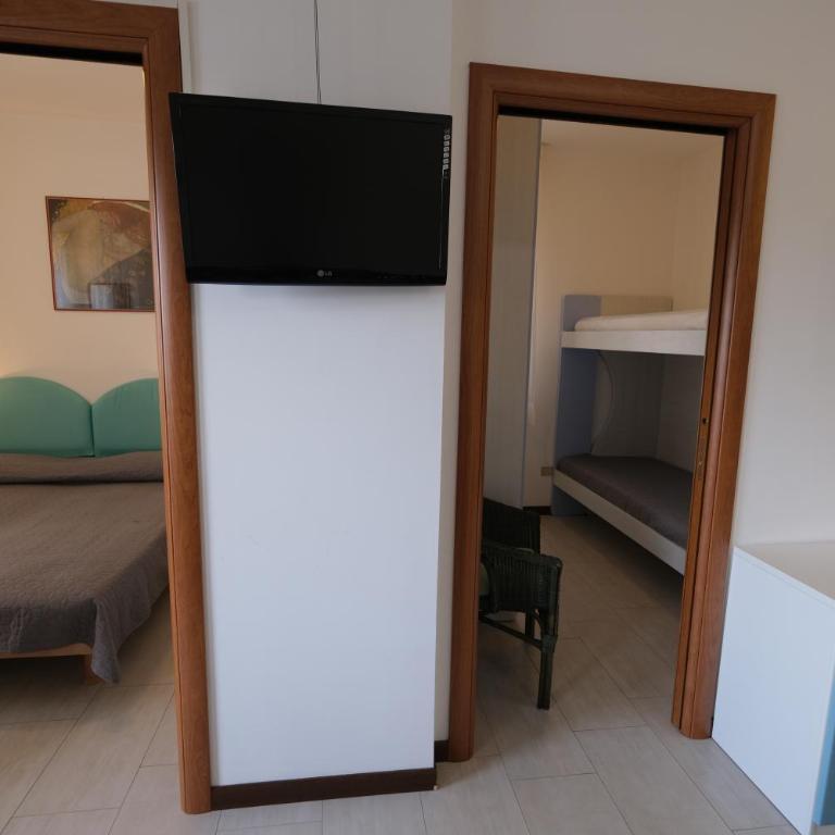 San Diego PIAZZA BRESCIA 150M dal mare Family Apartment - Appartamento con 2 Camere da Letto - 13