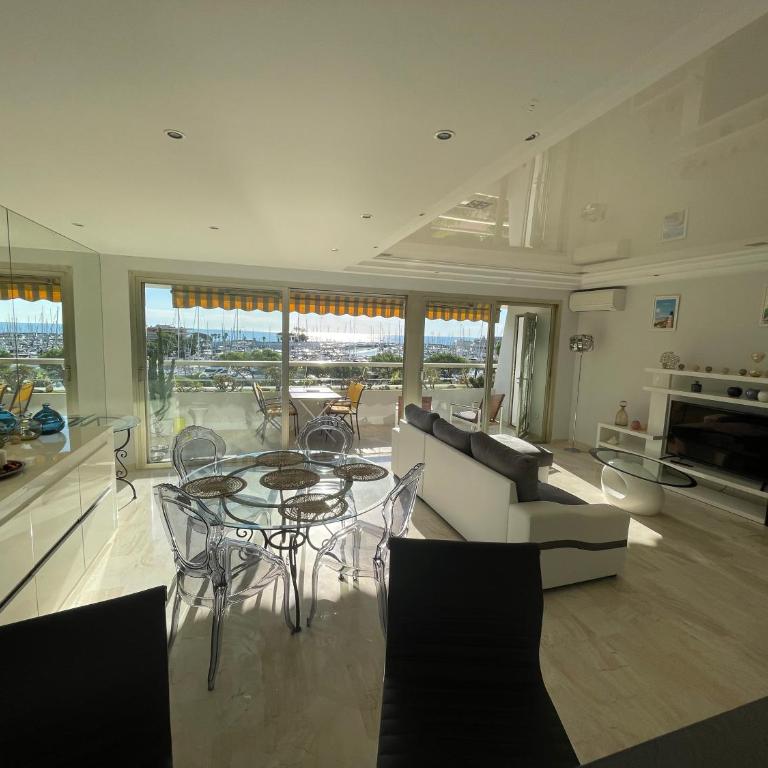 Bel appartement Vue sur la Marina Classé 3 étoiles - Appartement 2 Chambres - 3