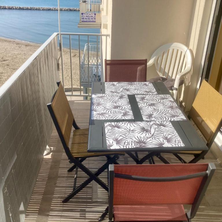 Le Marco polo appartement T3 les pieds dans l 'eau et garage - Appartement 2 Chambres - 3