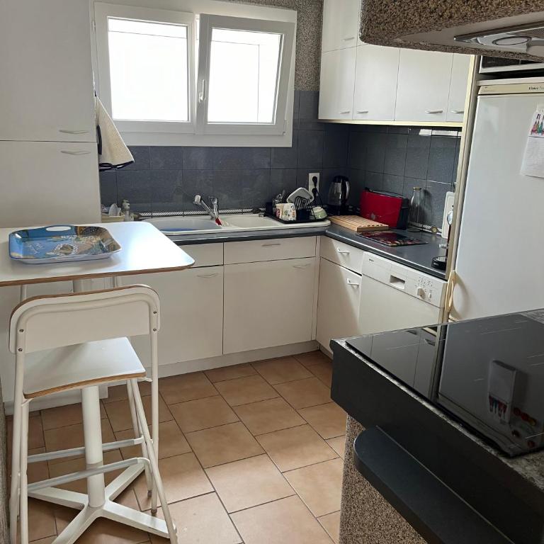 Le Marco polo appartement T3 les pieds dans l 'eau et garage - Appartement 2 Chambres - 4