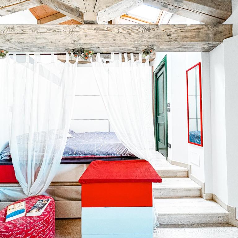 Delizioso Bilocale Open Space - Appartamento con 2 Camere da Letto - 4