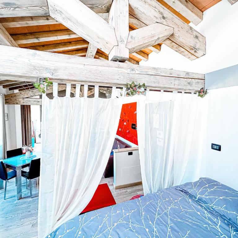 Delizioso Bilocale Open Space - Appartamento con 2 Camere da Letto - 15