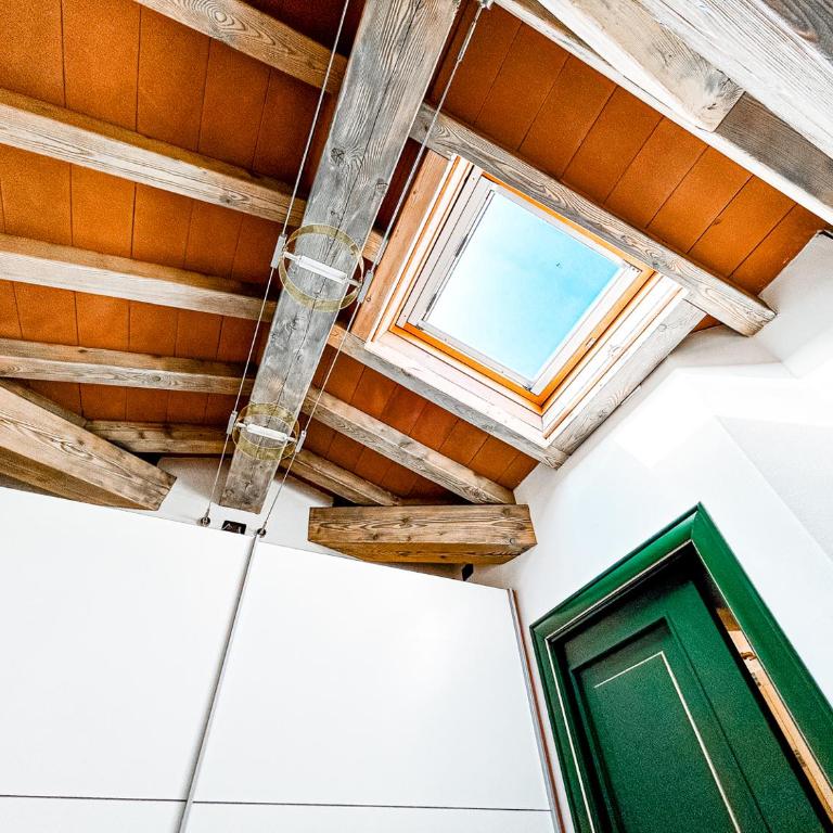 Delizioso Bilocale Open Space - Appartamento con 2 Camere da Letto - 26