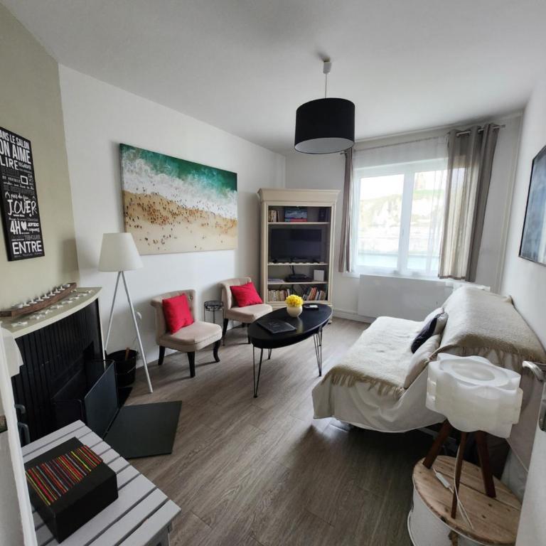 Appartement Quai Ouest, vue entrée port, Stationnement gratuit, Lits faits pour votre arrivée, serviettes de toilettes fournies - Appartement - 1