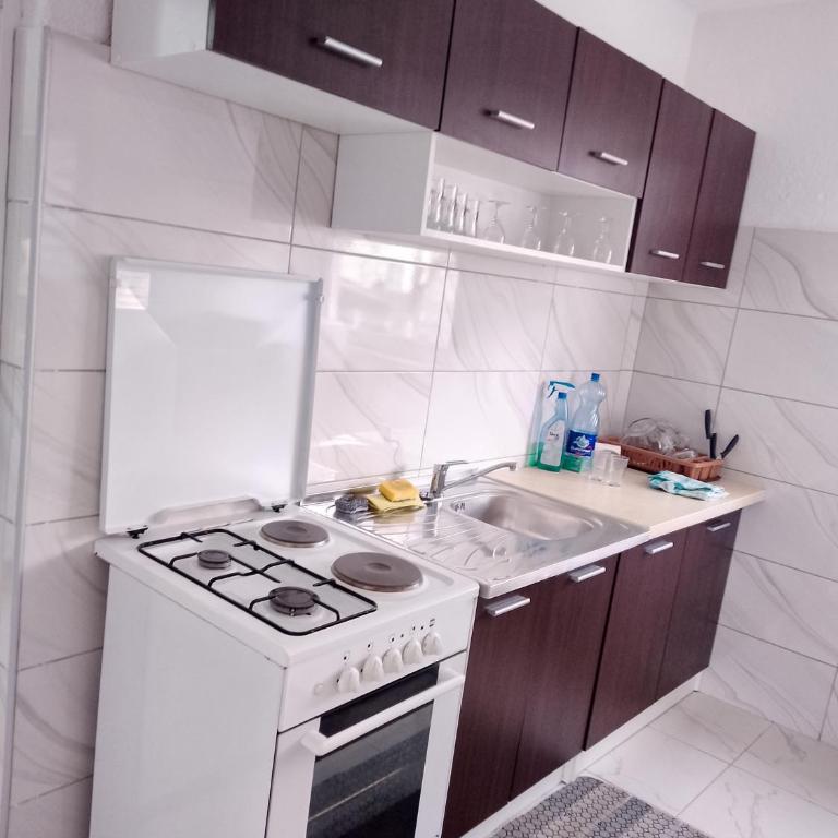 Apartmani Amina - One-Bedroom Apartment - 7