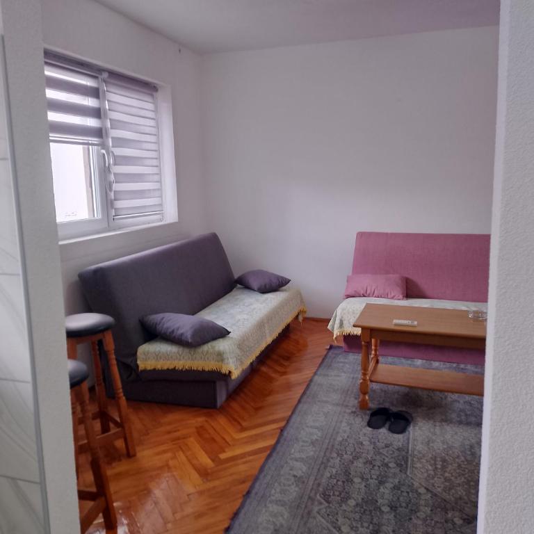 Apartmani Amina - One-Bedroom Apartment - 8