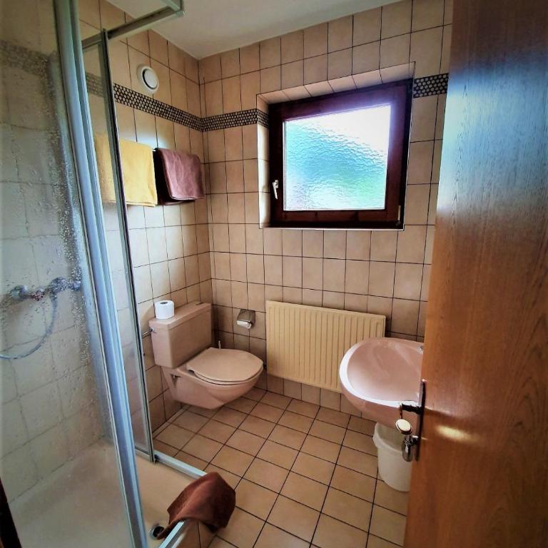 Hotel Pension*** Wiesenhof - Doppelzimmer mit Dusche - 6
