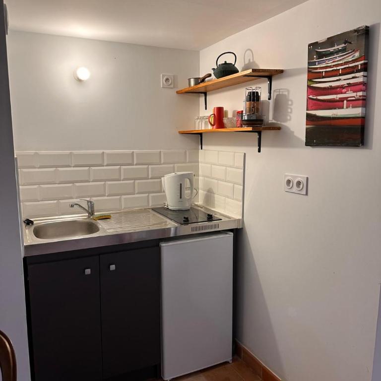 Studio indépendant au calme proche d'Aix en Provence - Appartement 1 Chambre - 3