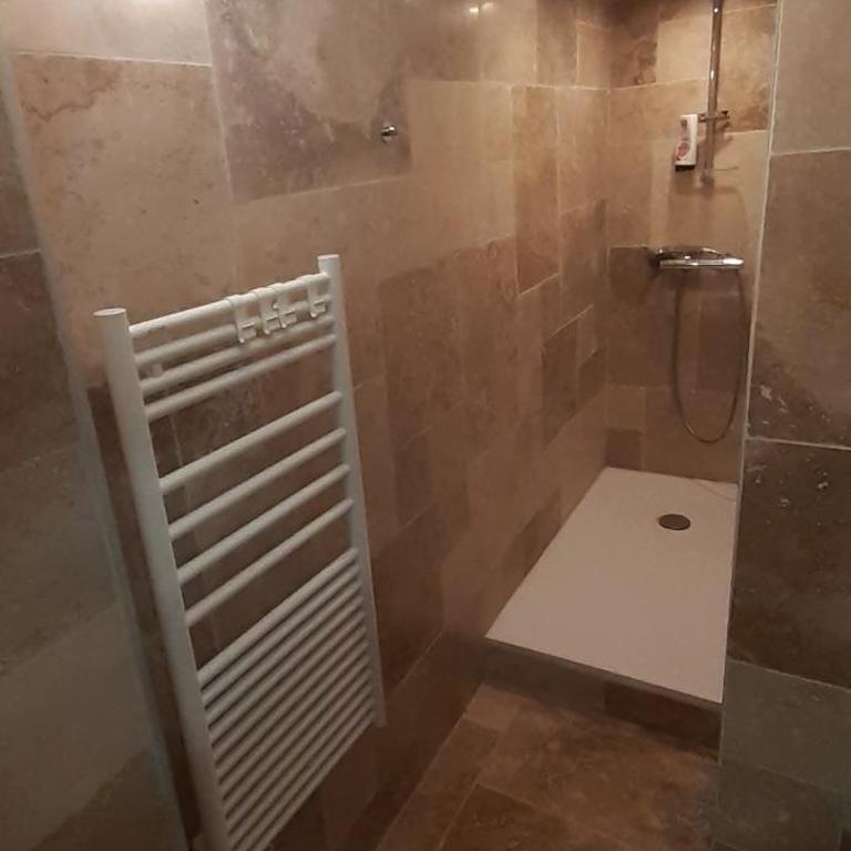 Studio indépendant au calme proche d'Aix en Provence - Appartement 1 Chambre - 4