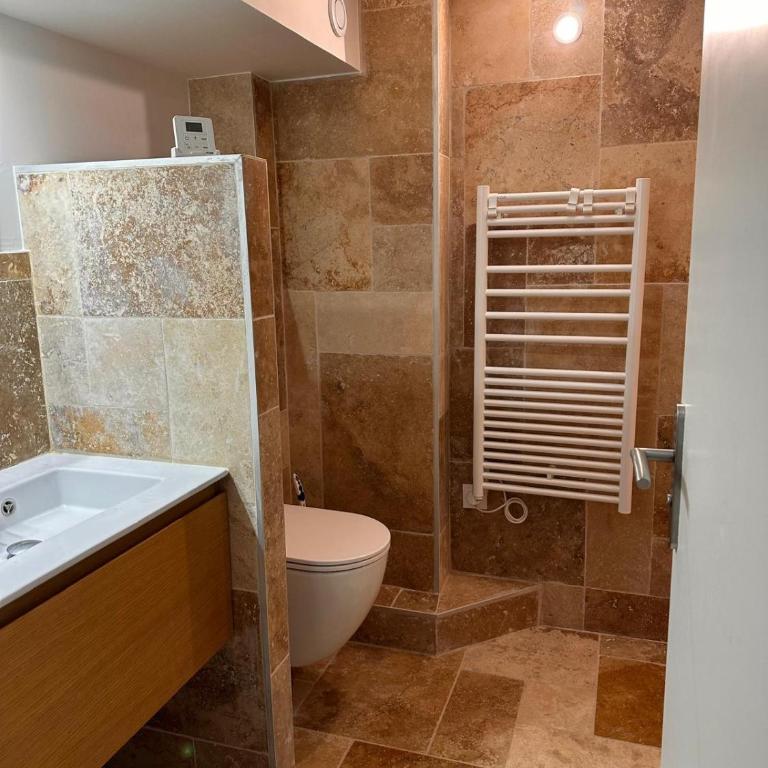 Studio indépendant au calme proche d'Aix en Provence - Appartement 1 Chambre - 6