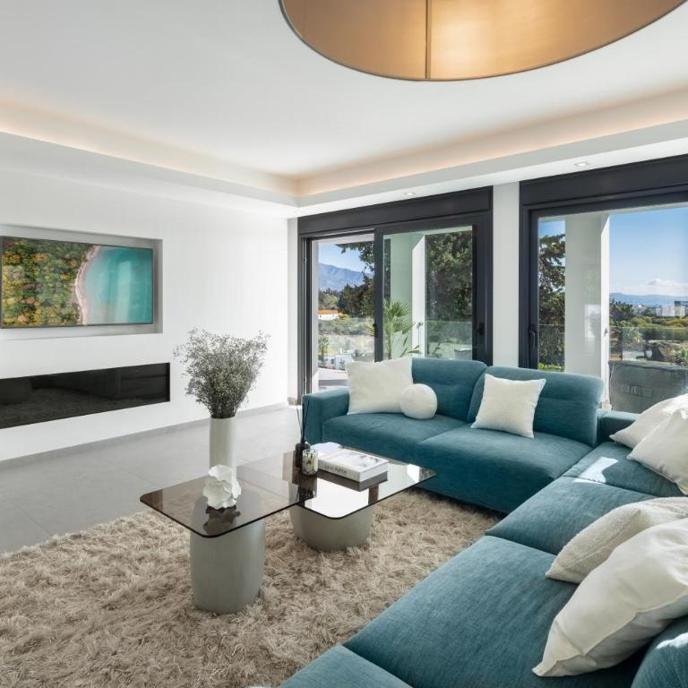 Villa Angelique, 5 BDR with Heated Private Pool in Puerto Banus - Villa - 10