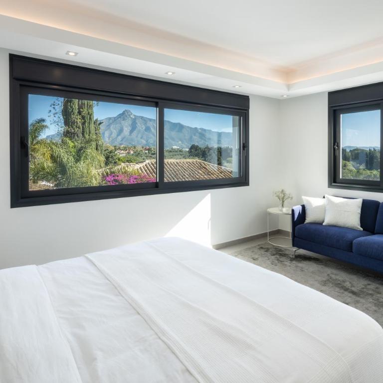Villa Angelique, 5 BDR with Heated Private Pool in Puerto Banus - Villa - 15