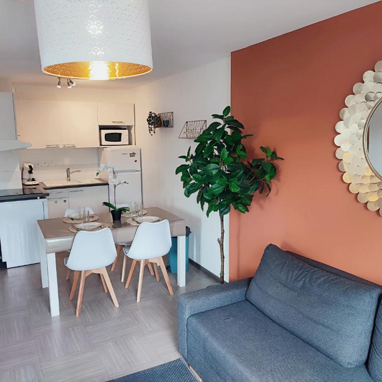 Le Lavandin - T3 Piscine & Climatisation - Two-Bedroom Apartment - 15