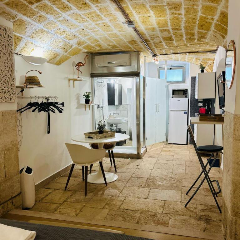 Bari Central Loft Piccinni - Appartamento con 1 Camera da Letto - 7