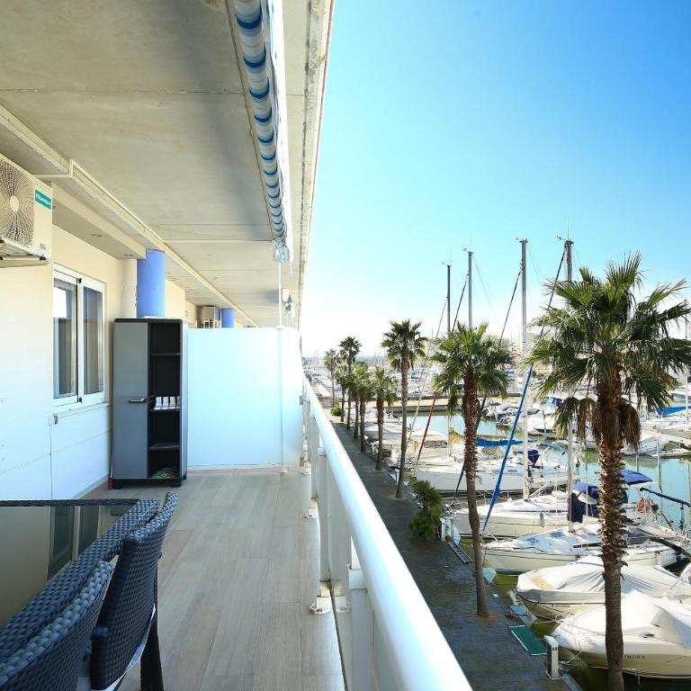 V031 - Port Canigo - Two-Bedroom Apartment - 16