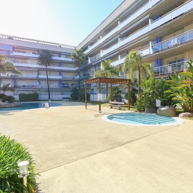 V031 - Port Canigo - Two-Bedroom Apartment - 30