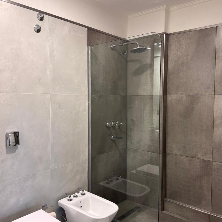 Espectacular Departamento Carlos Paz - Apartamento de 3 dormitorios - 23