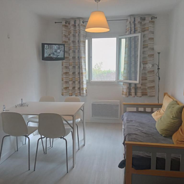 Appart en Location saisonnière -Equipé PMR-Résidence ILE D'OR - Apartment mit 1 Schlafzimmer - 12