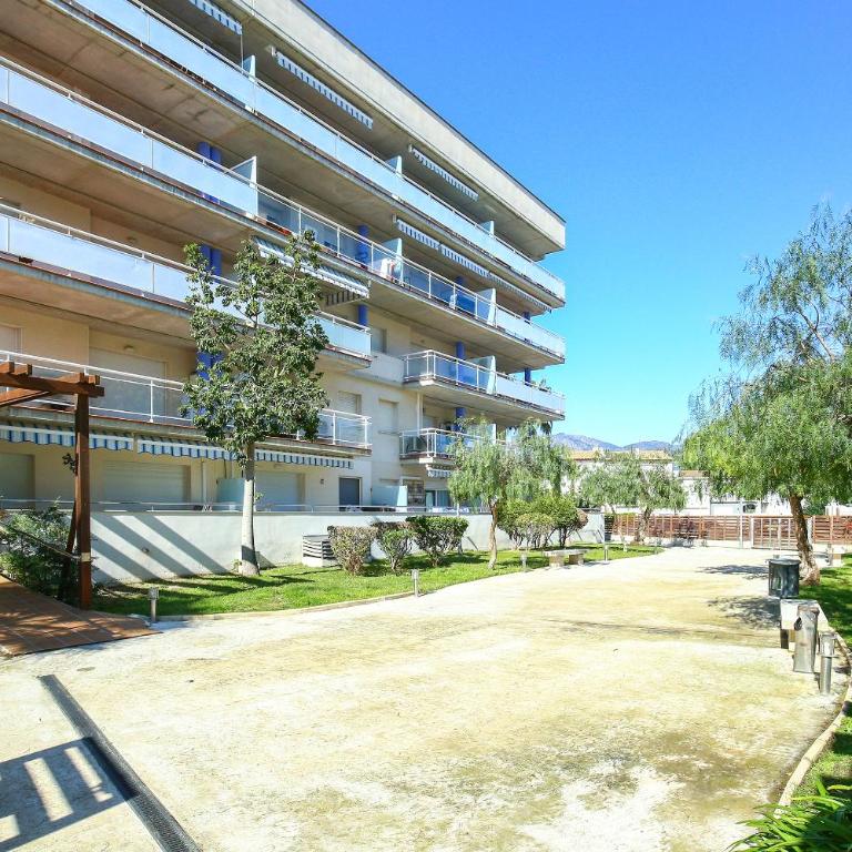 V030 - Port Canigo - Two-Bedroom Apartment - 37