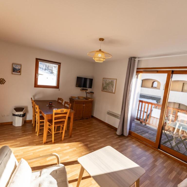 Bel appartement 6pers lumineux - Arvieux - Parc naturel du Queyras - Appartement 3 Chambres - 6