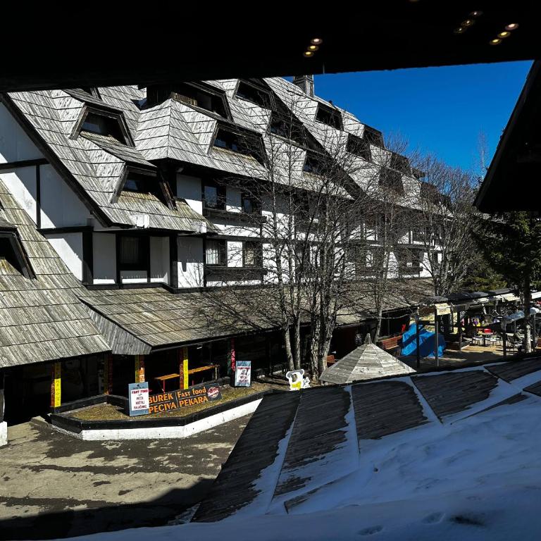 Konaci 25 Kopaonik - One-Bedroom Apartment - 1