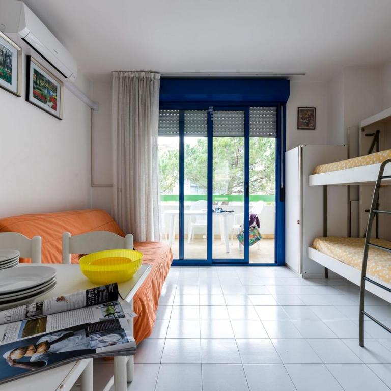 Cozy studio with lateral sea view in Bibione - Studio - 4