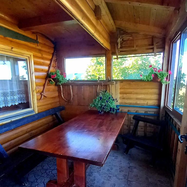 Family Farm Apartments - Three-Bedroom Apartment - 21