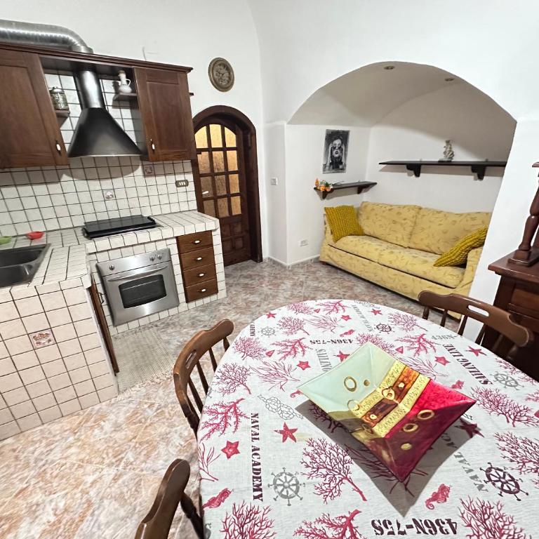 Corte Bianca - Casa con 2 Camere da Letto - 1