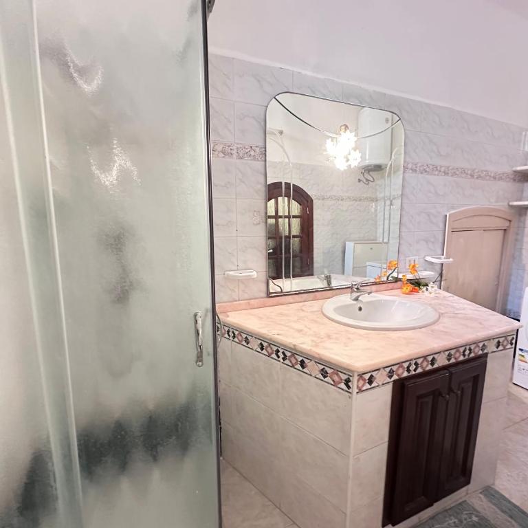 Corte Bianca - Casa con 2 Camere da Letto - 9