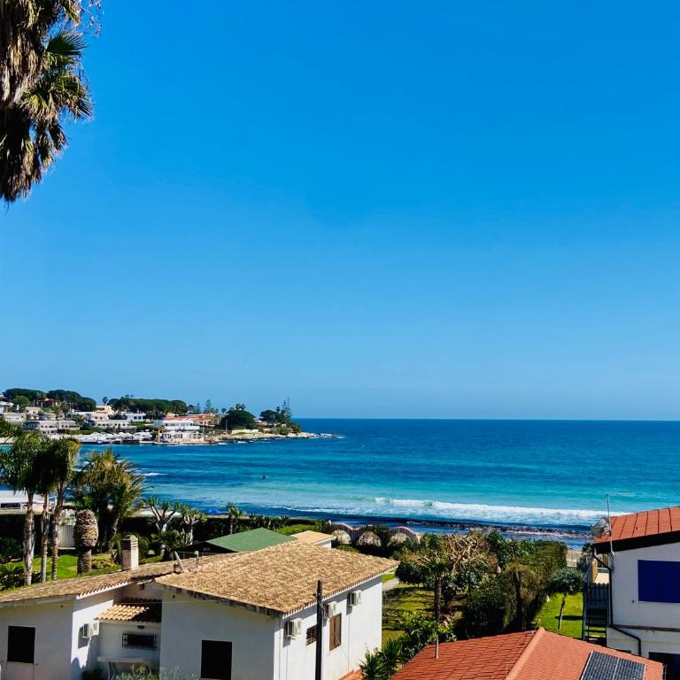 Villa Silvia 30mt from the Beach sea view - Ferienhaus - 1