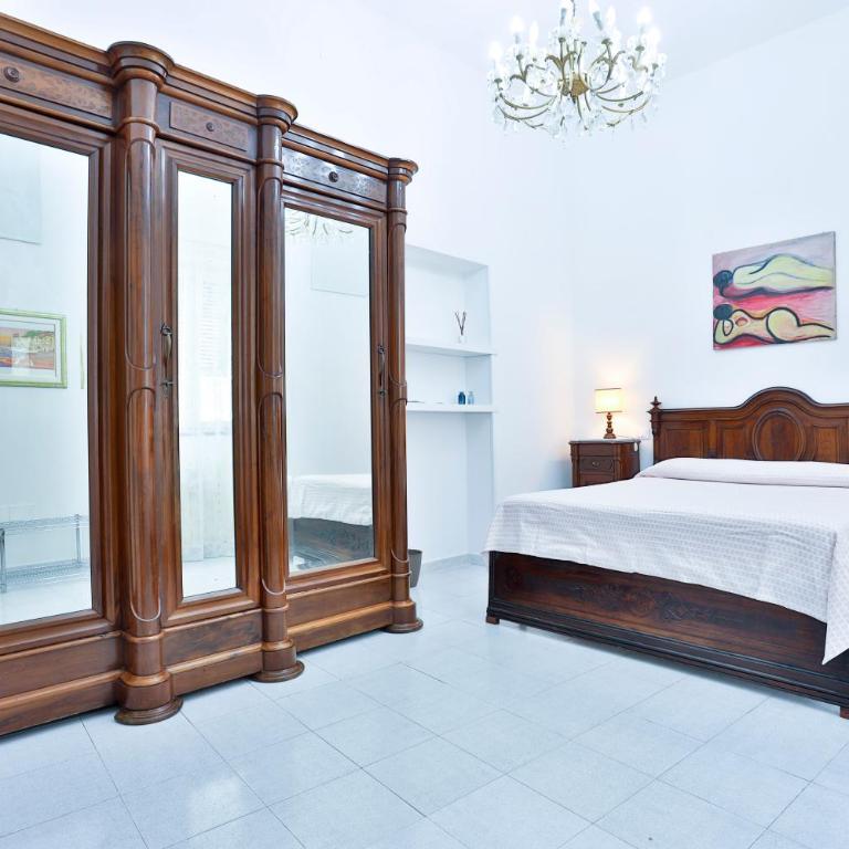 GuestHost - B&B Lungomare Centro - Camera Matrimoniale - 1