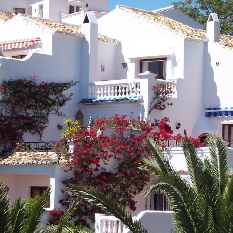 Stunning 3 bedroom villa with sea views - Casa Unifamiliar de 3 dormitorios - 2