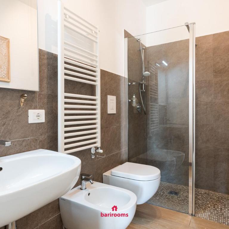 Barirooms - Carulli Suites - Camera Tripla Deluxe - 12