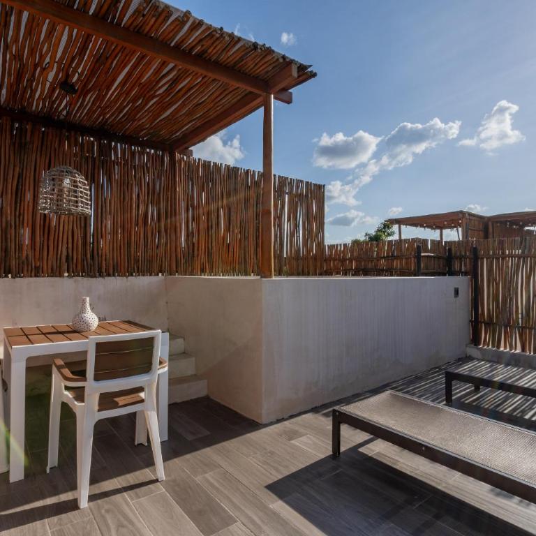 Moonstone - Villa with private pool and 24hrs security & Beach club access - Villa con piscina privada - 32