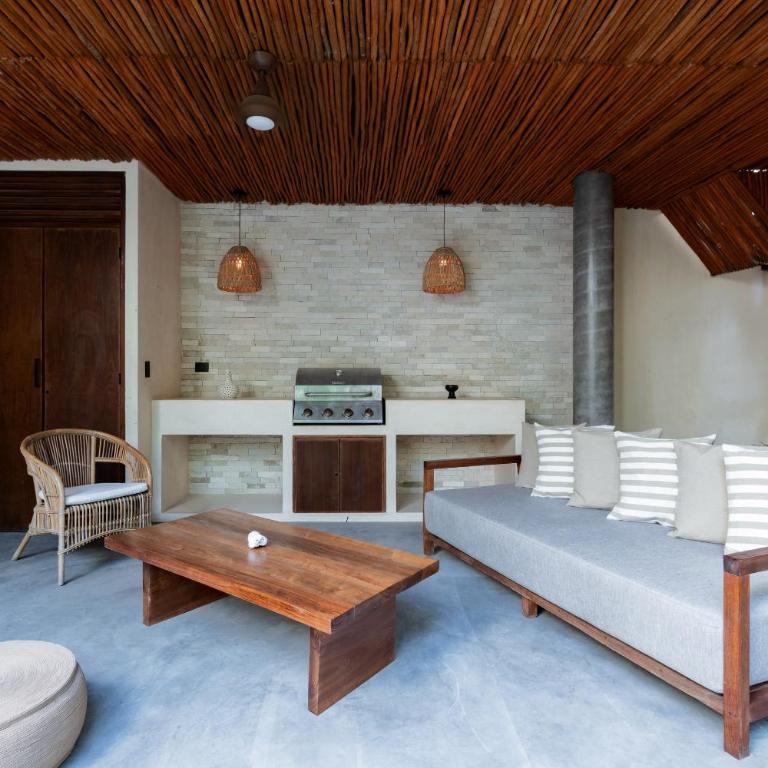 Moonstone - Villa with private pool and 24hrs security & Beach club access - Villa con piscina privada - 16