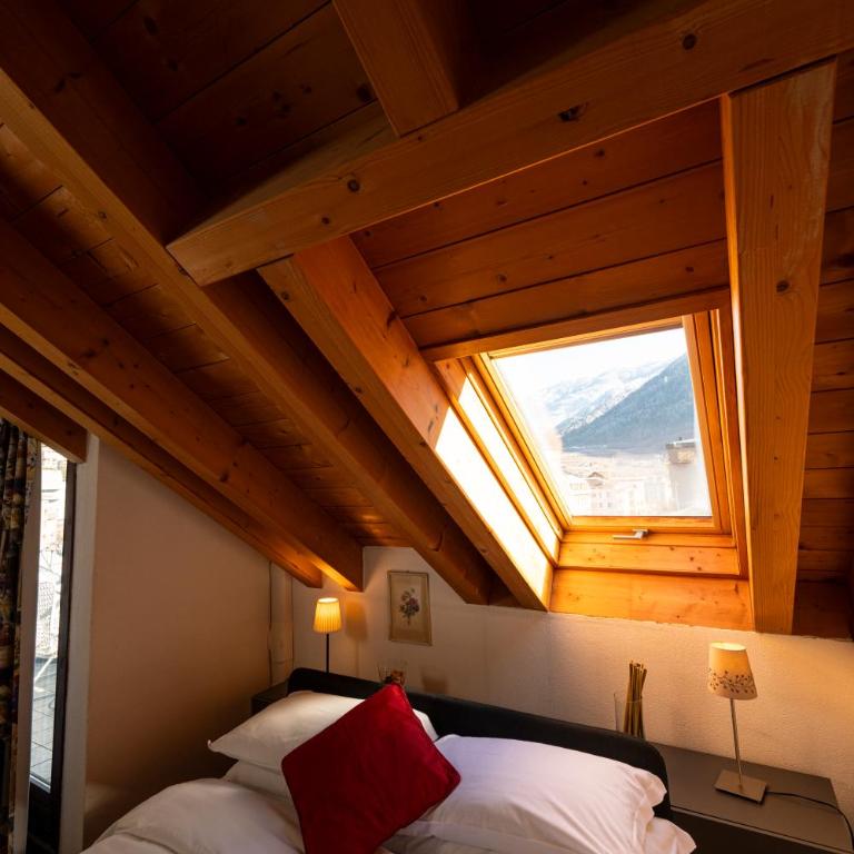 Bernina Express Eco Rooms&Breakfast - Suite with City View - 22